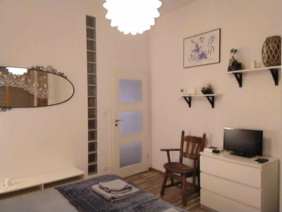 Tenczynska 4 B Starowka Aparts By Homeprime Krasków Εξωτερικό φωτογραφία